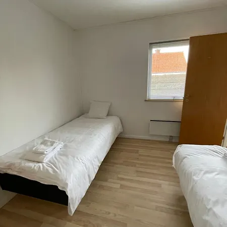 Kragenæshus Motel