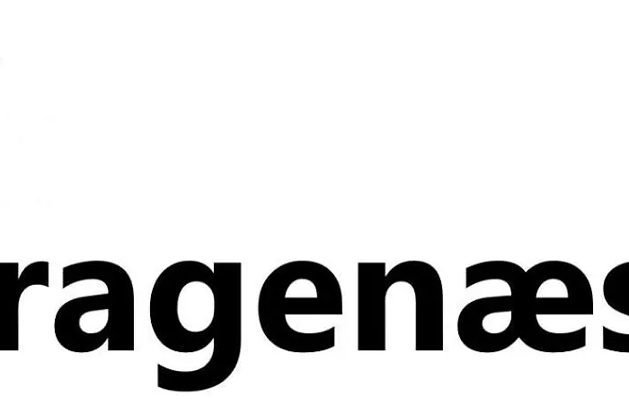 Kragenaeshus *