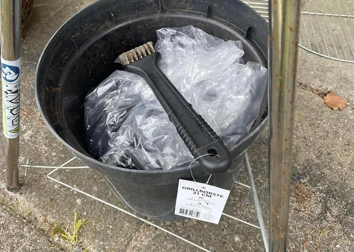 Kragenæshus *